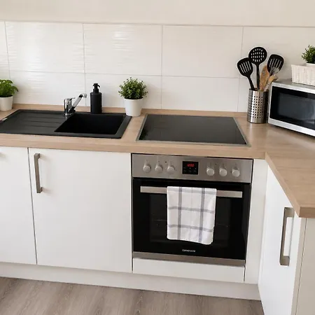 Appartement Kueche & Bad Gemeinsam Baden-Baden